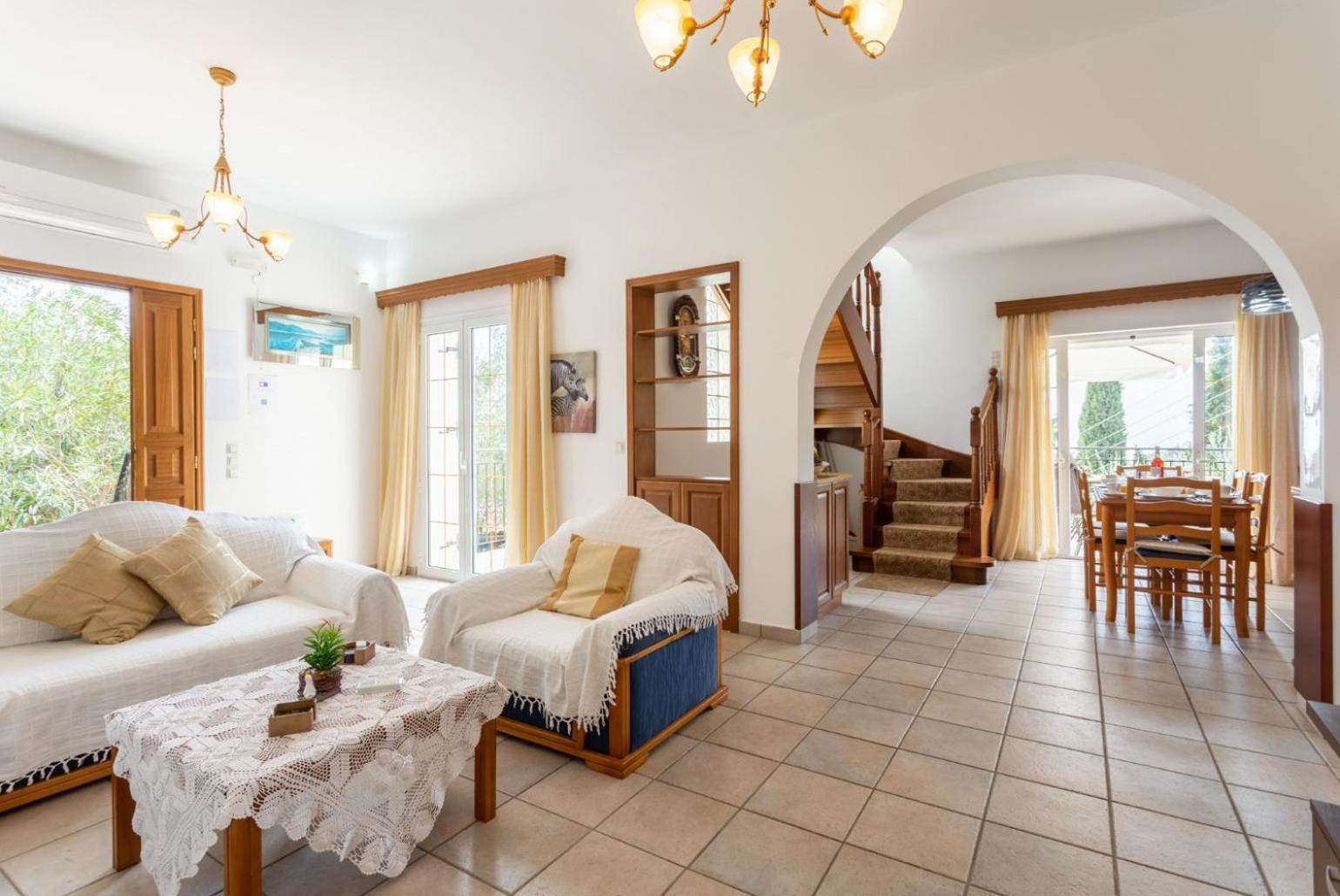 Villa Evie Nisaki  Eksteriør bilde